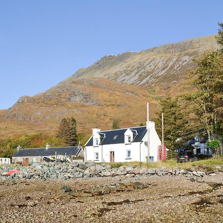 Shore Cottage Arnisdale Luaran gambar